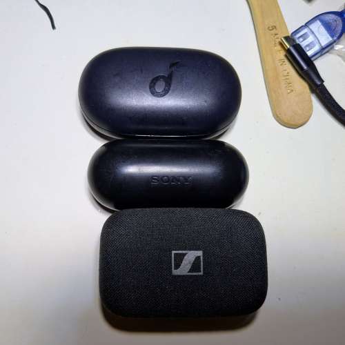 無線耳機 總共三件 $150