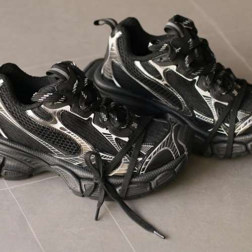 全新BALENCIAGA 3XL