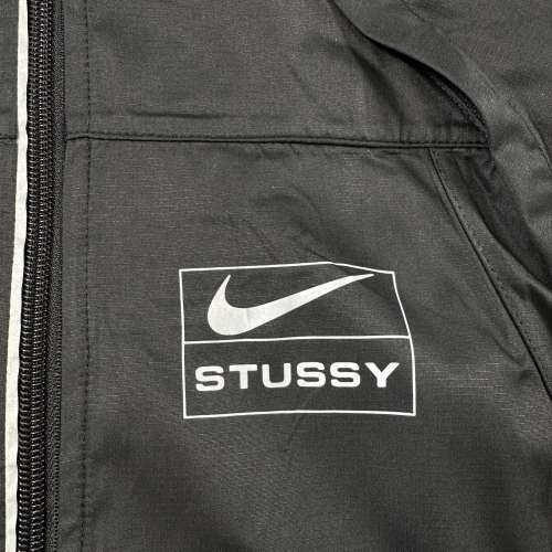 全新Nike x Stussy聯名風褸