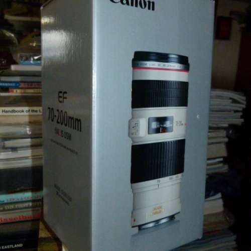 Canon EF 70-200mm f4 L IS USM Zoom Lens (latest ver.)