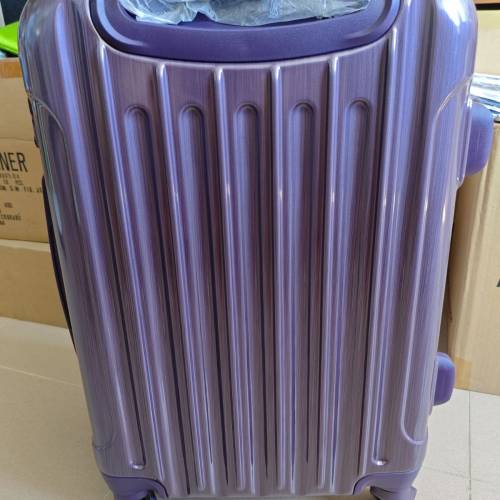 PROTEGE行李箱 ,handcarry  size：21吋紫色鏡面極美