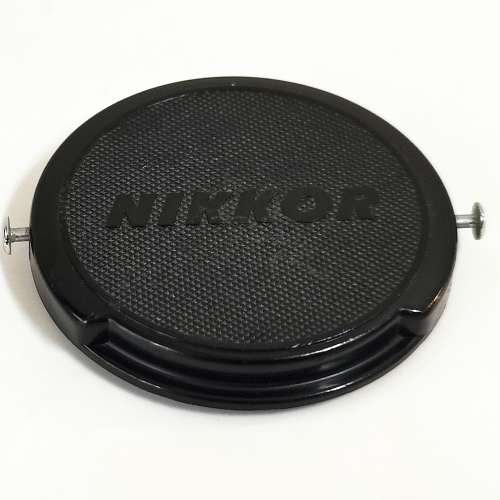 少有二手Nikkor鏡頭蓋,及有大F字(52mm)遮光罩
