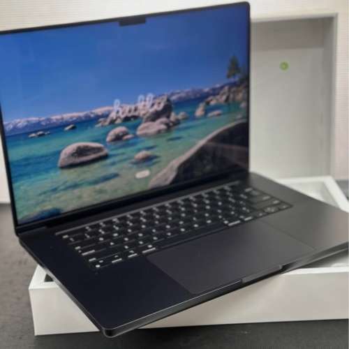 MacBook Pro 16 吋 M4 專業版，48GB 內存，1TB 固態硬碟 + 保修