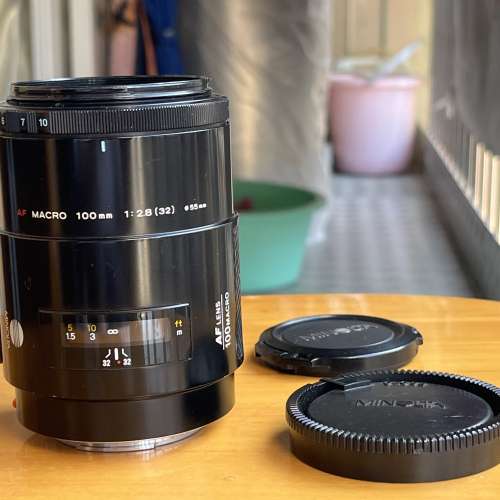 Minolta AF Macro 100mm f/2.8 old版