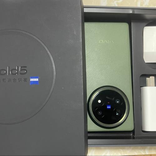 好X新淨😂 vivo X Fold5 512GB 國行 半年機 還有保用 $4888