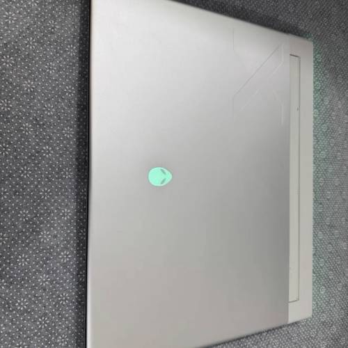 Alienware x16 r1 (64g+2tb)