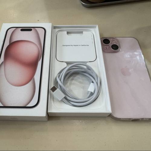 iPhone 15 pink 128GB, 99% 新，電 87% 齊包裝配件，香港行貨