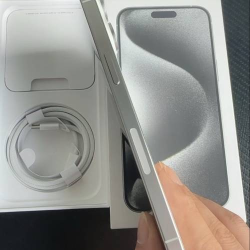 苹果 iPhone 15 Pro Max 256GB-白色-香港版