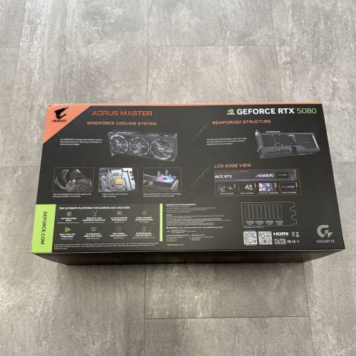 技嘉 AORUS RTX 5080 MASTER 16G 超频显卡