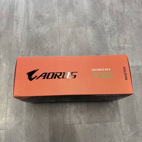 技嘉 AORUS RTX 5080 MASTER 16G 超频显卡