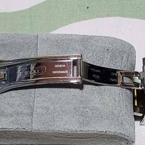 玩具 ROLEX 116613LB. Submariner Date  間金藍水鬼腕錶一隻。。98%新 想要交換其他...