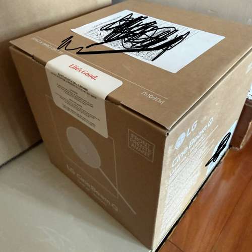 LG CineBeam Q 4K 超高清迷你便攜式投影機 (2026) | 最大 120 吋屏幕尺寸 、DCI-P3...