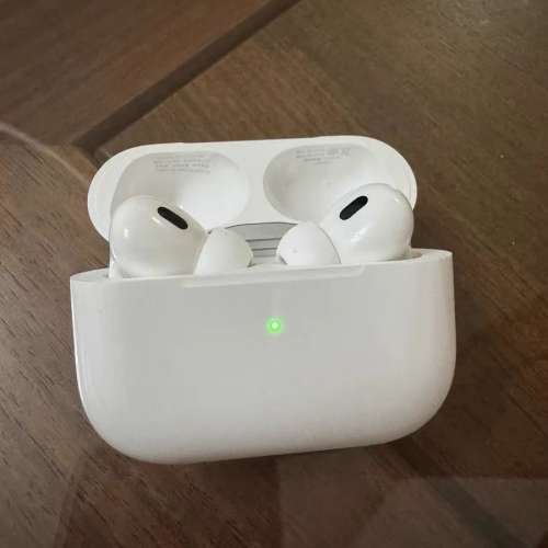 出售蘋果正貨 AirPodsPro2（ USB-C ）藍牙耳機支援無線充電