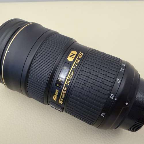 Nikon AF-S 24-70mm f/2.8G ED