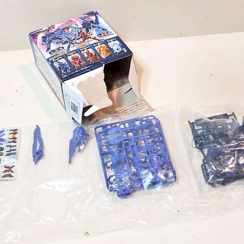 Bandai Dualize Kabuto Shin 01 盒蛋模型