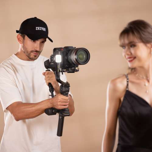 Zhiyun 智雲 Crane 4 三軸相機穩定器