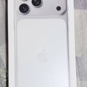 iPhone 17 pro max銀色512gb