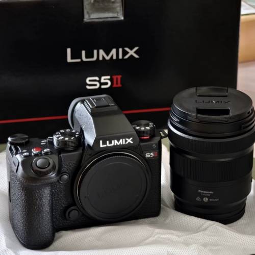 松下 Lumix S5M2X 全画幅无反光镜相机