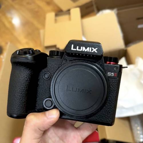 松下 Lumix S5M2X 全画幅无反光镜相机