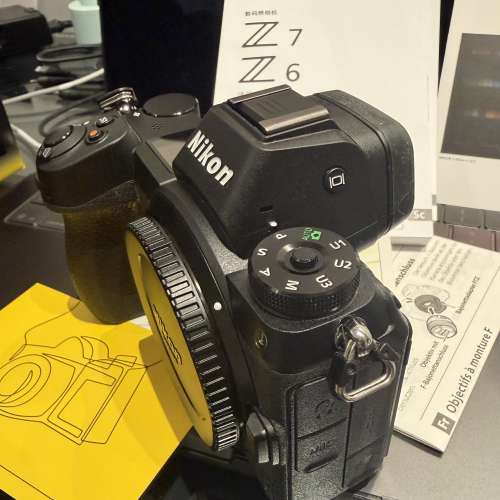 Nikon Z7 私人出讓 原裝行貨 2023年全新一手購入 有當時購買單據 99%新 少用 全部配...