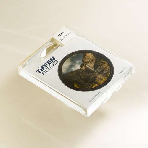 TIFFEN Black Pro-Mist Filter (77mm, Grade 1/4)