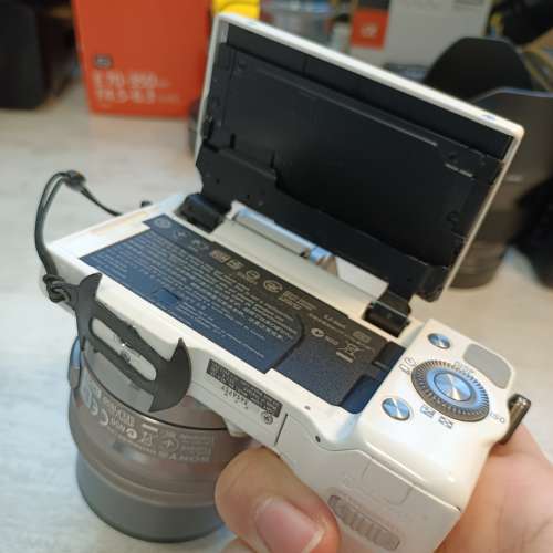 SONY NEX-5R (NEX5R NEX 5r) Kit Zoom Set with Flash and 2 Lenses (Not NEX3, NEX7)