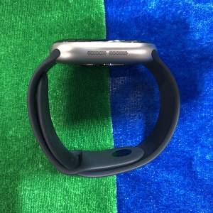 Apple Watch Series 11 46mm GPS 银色，电池健康度 100%，港版，AppleCare 服务至 ...