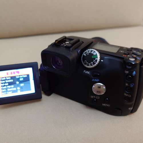 Canon PowerShot Pro1 新淨佳能2/3"大CCD相機 Travel CCD Camera 等效28-200mm 7倍...
