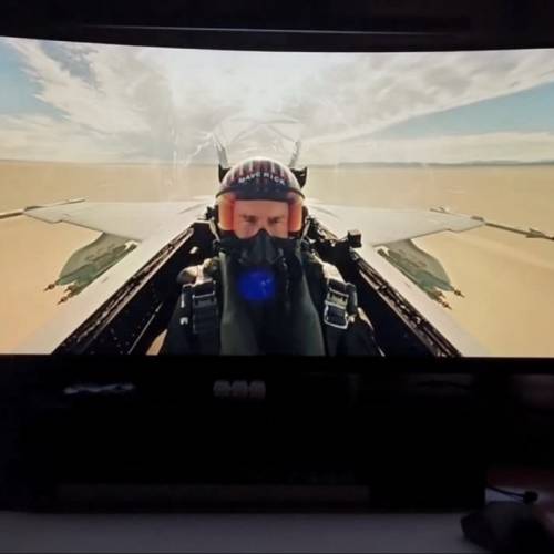 Gigabyte G32WQC 34寸曲mon