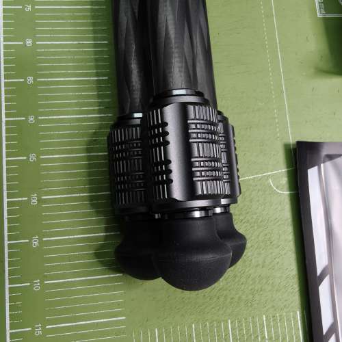 新淨用了一次 TILTA鐵頭 桌面三脚架  深空灰BT03