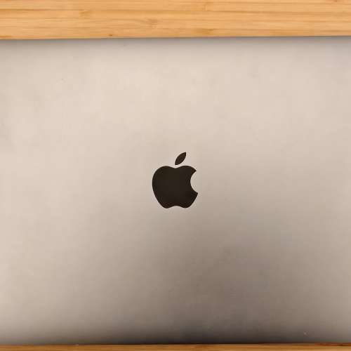 Apple MacBook Air 2020 M1 8+256Gb 99%新