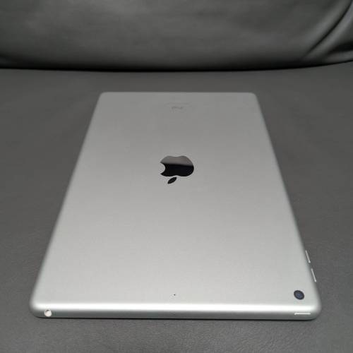 Apple iPad 9th generation Silver 64GB Wi-Fi model iPadOS 18 MK2L3ZP/A 第9代 銀色