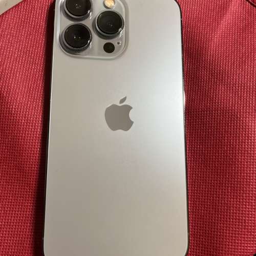 港行iphone13 pro 512gb  battery health 88%