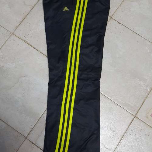 Adidas 運動衭