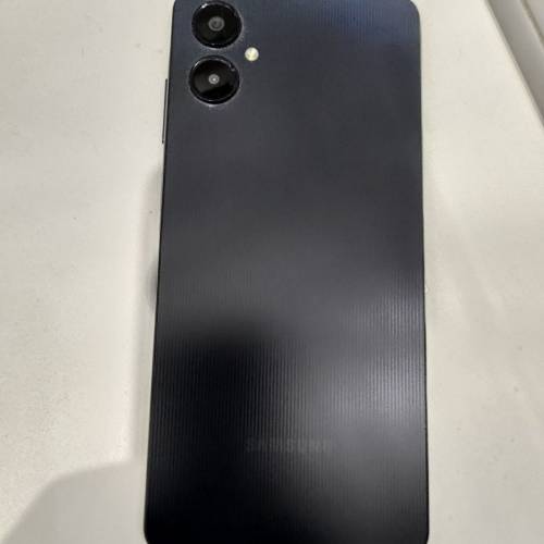 Samsung galaxy A06(可換其他手機)