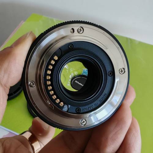 Olympus M.Zuiko Digital 25mm f/1.8 Lens 25 1.8 m43