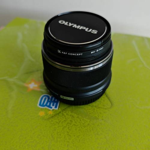 Olympus M.Zuiko Digital 25mm f/1.8 Lens 25 1.8 m43