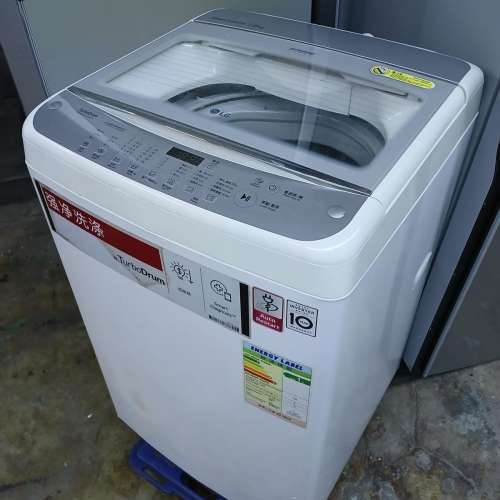 8成新L G 變頻洗衣機