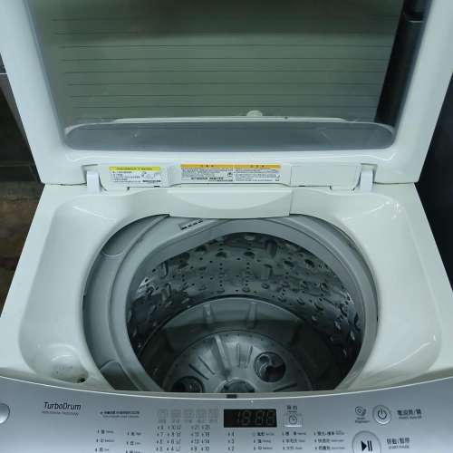 8成新L G 變頻洗衣機