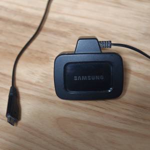 Samsung 火牛 x1, Type C to C 線 x2, Type C 線 x1 and microUSB x1