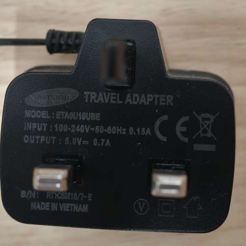 Samsung 火牛 x1, Type C to C 線 x2, Type C 線 x1 and microUSB x1