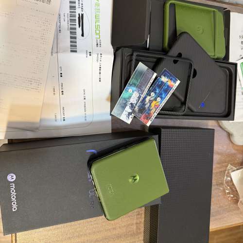 Moto Razr 50 Ultra 5G XT2451-3(12GB/512GB)衛訊香港行貨