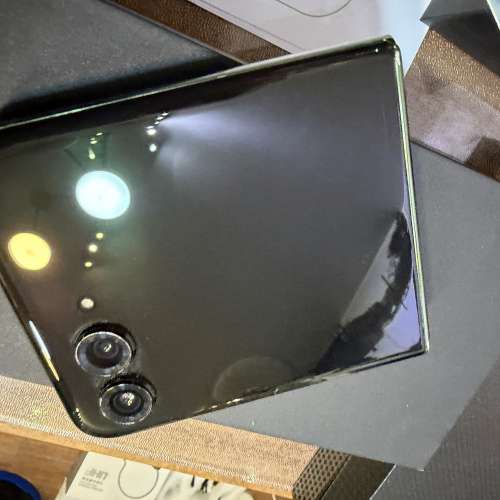 Moto Razr 50 Ultra 5G XT2451-3(12GB/512GB)衛訊香港行貨