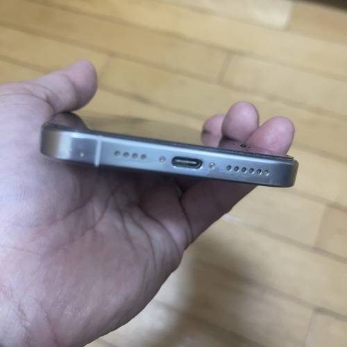 好X新淨😆 iPhone 16 pro Max 512GB 港行雙咭 還有Apple 保用至2026年11月 包套包貼...