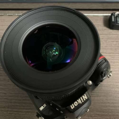 Nikon D7100 有盒 連Sigma 10mm-20mm/F3.5 超廣角變焦鏡頭 及18-55mm kit