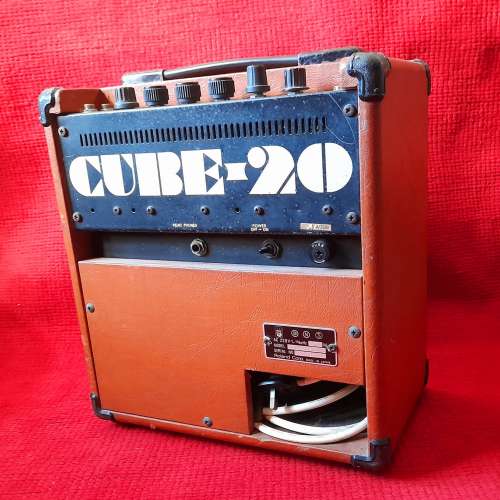 Roland Cube 20 80's Vintage MADE IN JAPAN 絕版日本製電結他音箱