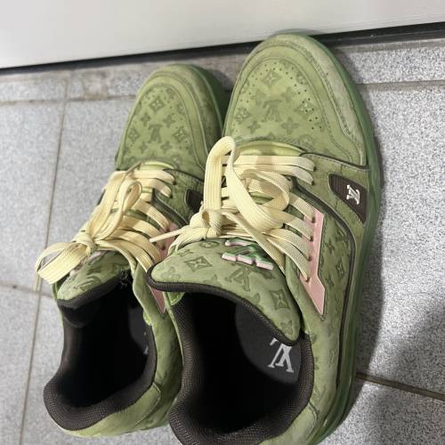 LV休閑鞋 41碼 注意描述