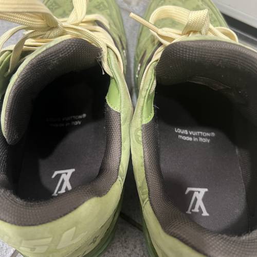 LV休閑鞋 41碼 注意描述