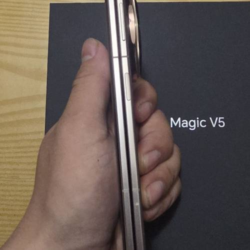 Magic V5 可充全新 配件全新 長保養 全套有單 no v6 fold 7