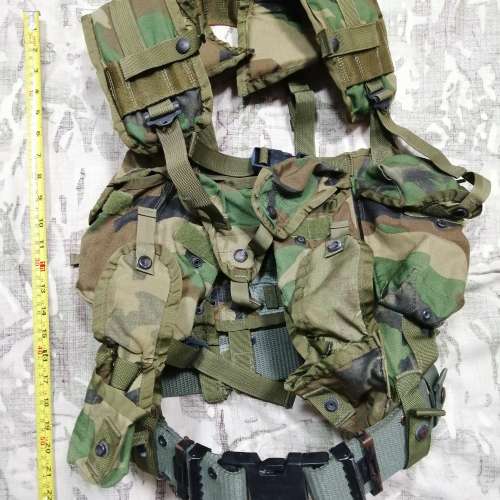 US VEST US VEST